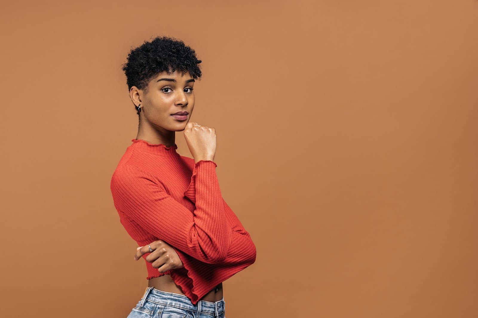 A model photographed to the SUPREMES standard